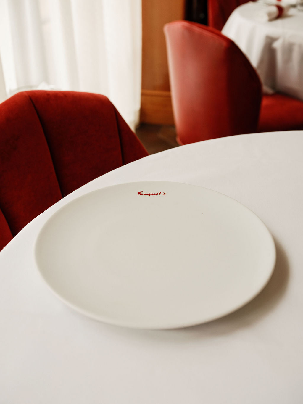 FOUQUET'S DINNER PLATES